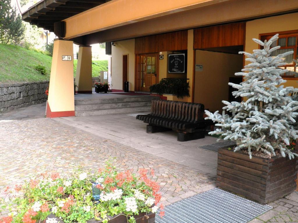 R.T.A. Hotel Des Alpes 2 Madonna Εξωτερικό φωτογραφία